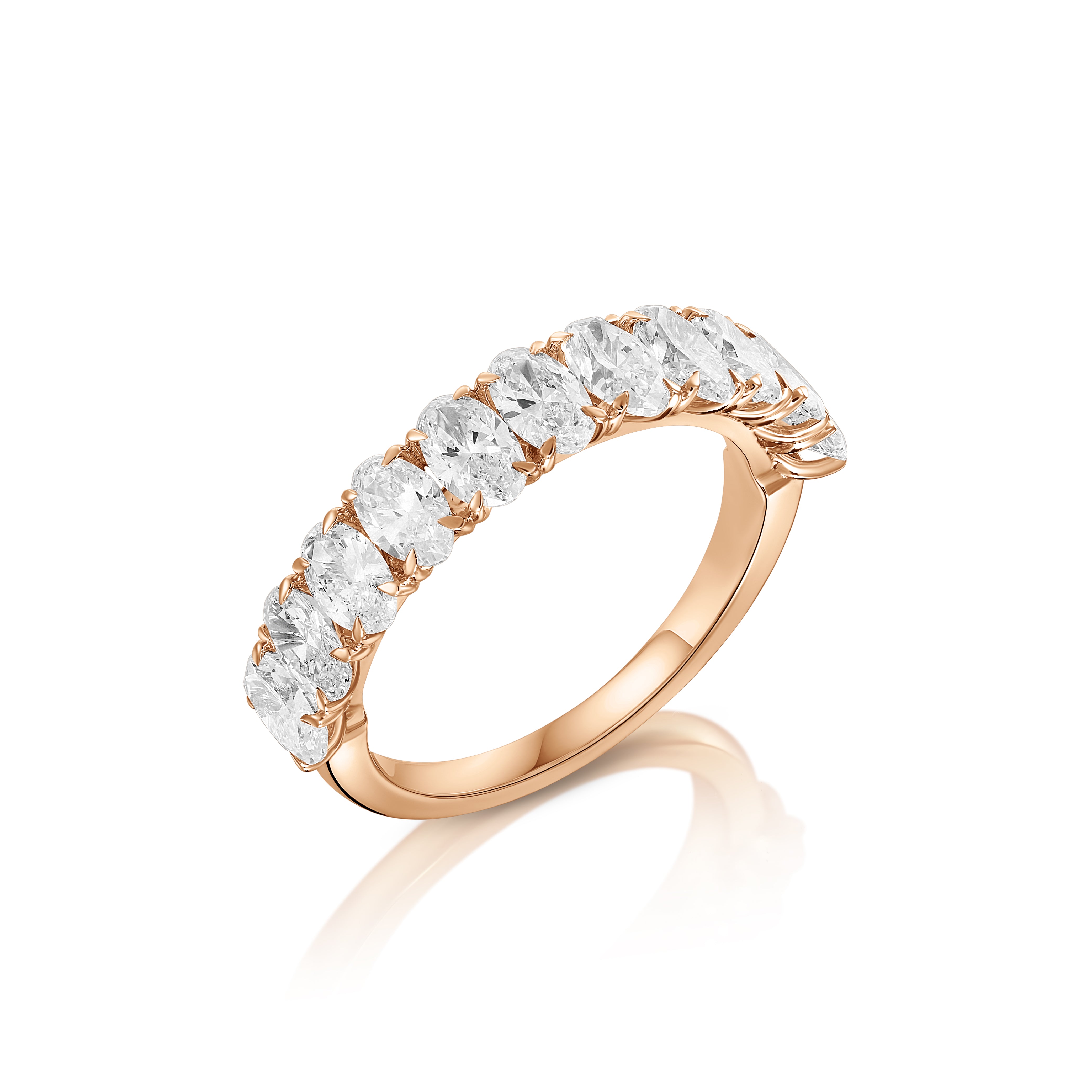 טבעת חצי נצח אלגנטית בשיבוץ מלא | יהלומי מעבדה CVD | גודל 2.260 קראט | זהב לבן 14 קראט | דגם דניאלה