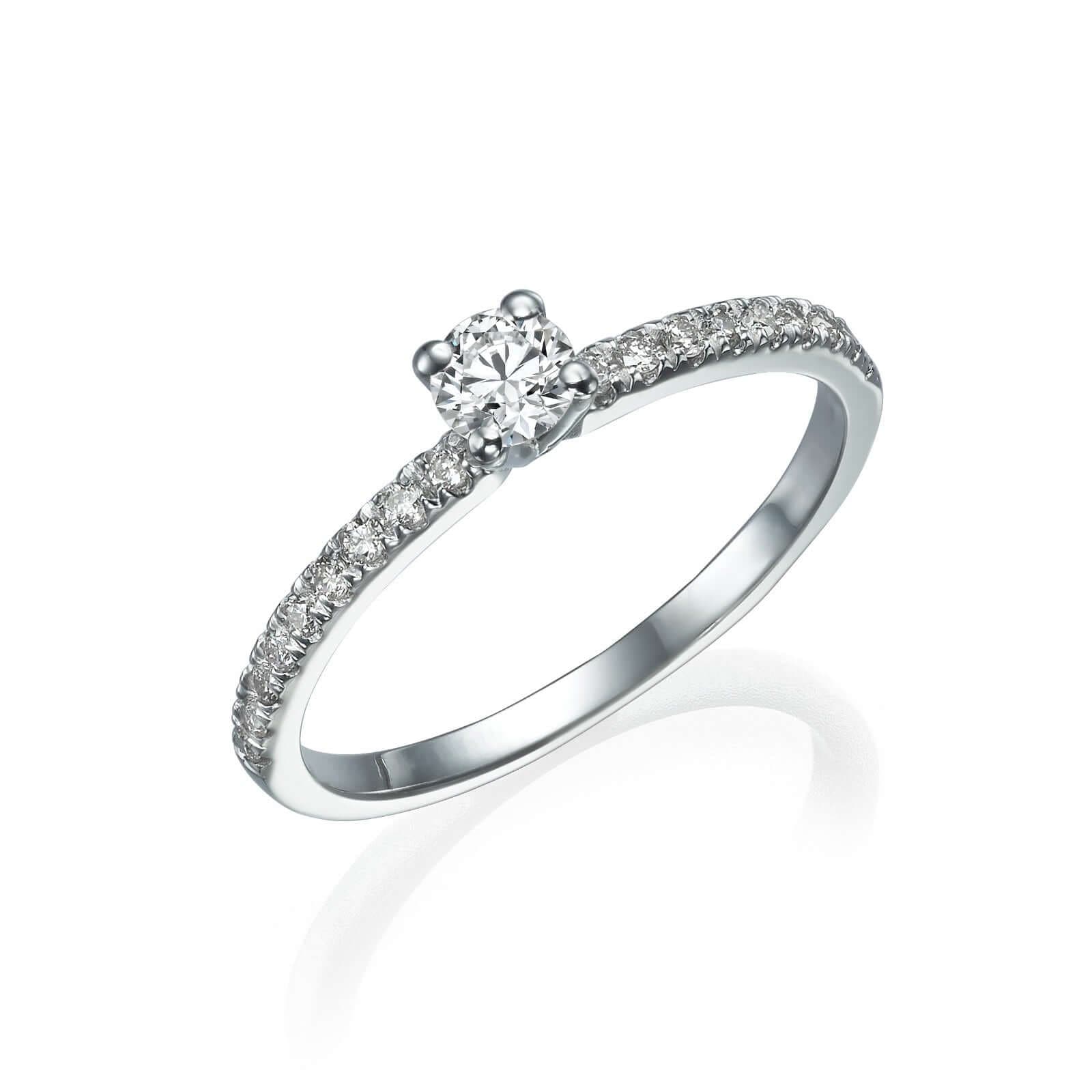 טבעת יהלום אירוסין למראה נוצץ וזוהר