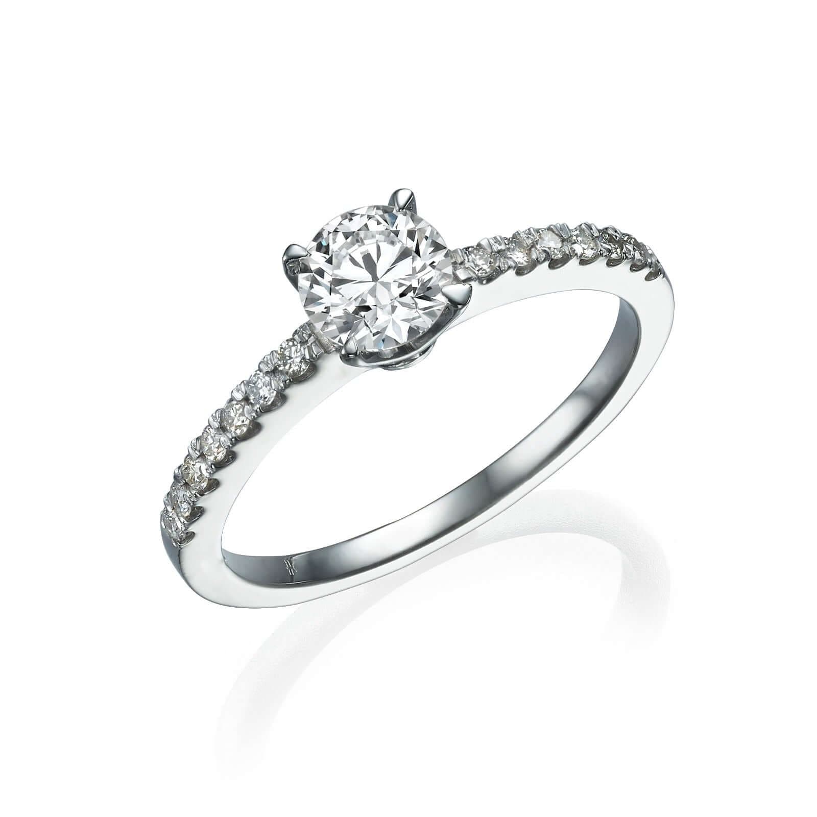 טבעת יהלום למראה יוקרתי ומנצנץ